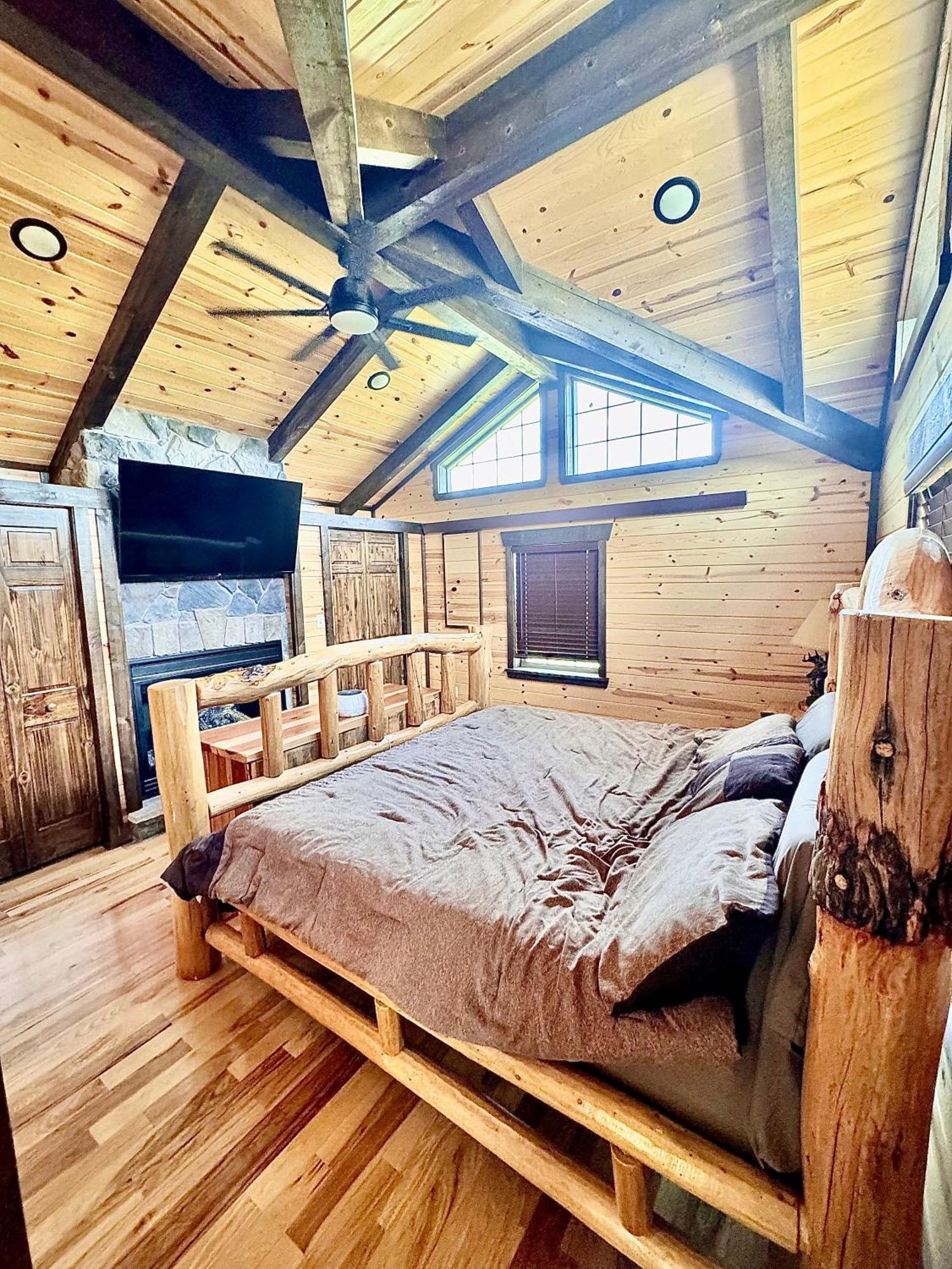The Lodge At Devils Tower Экстерьер фото