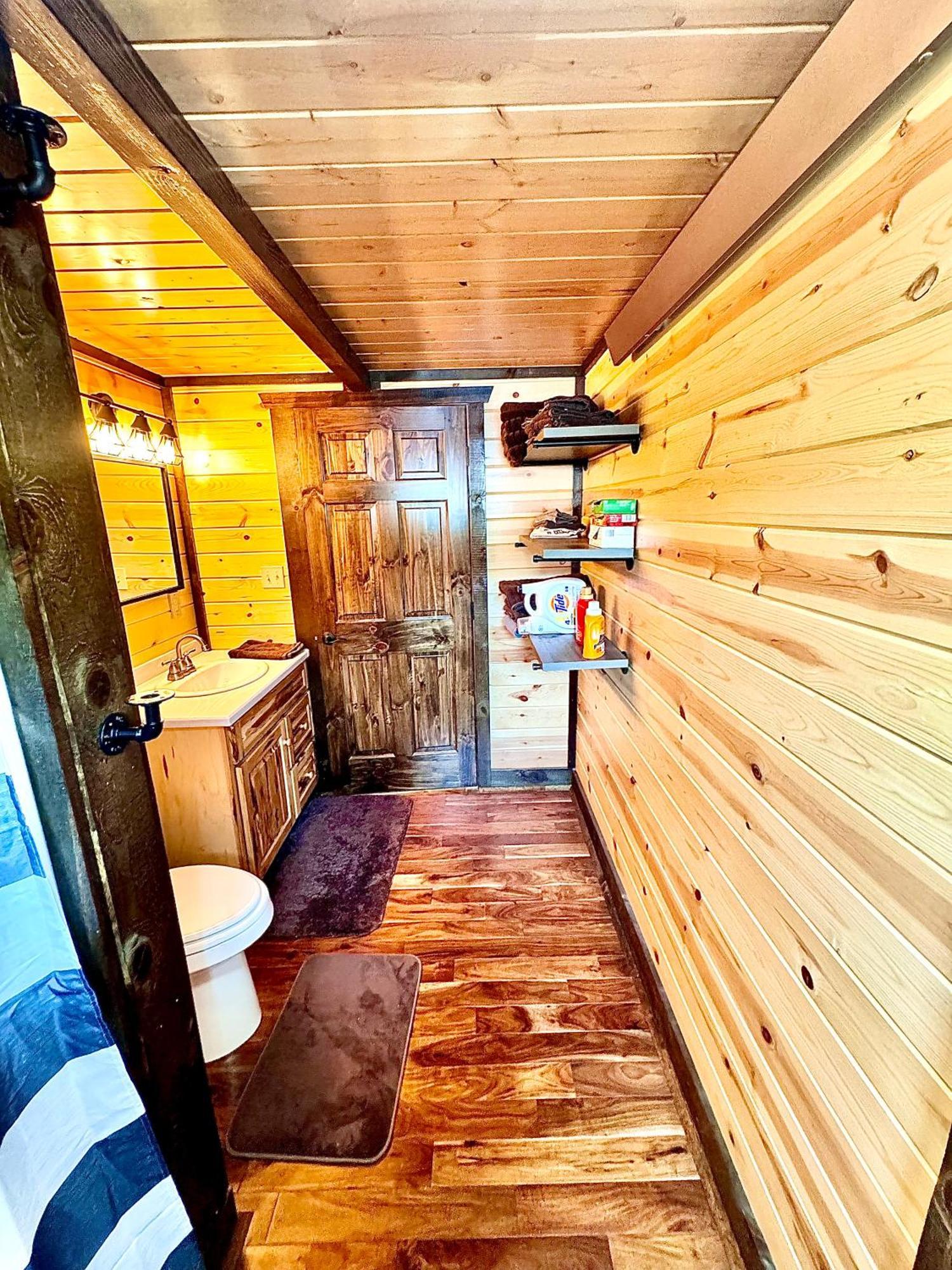The Lodge At Devils Tower Экстерьер фото