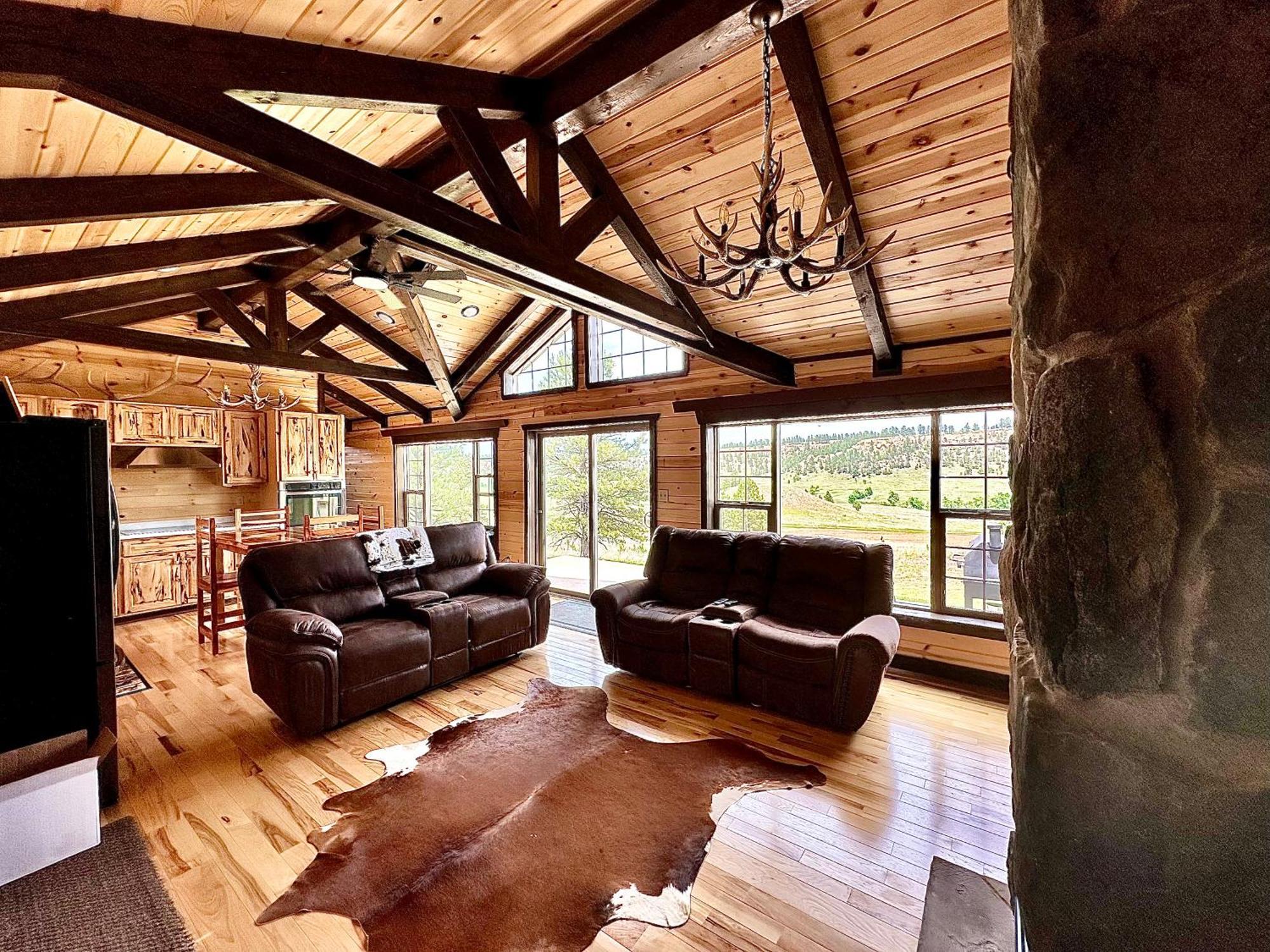 The Lodge At Devils Tower Экстерьер фото